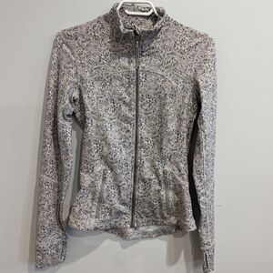 Lululemon Form Jacket 4